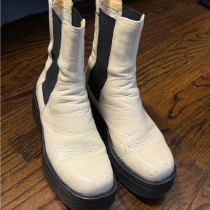 Vagabond Patent Cream Platform Boots 8.5